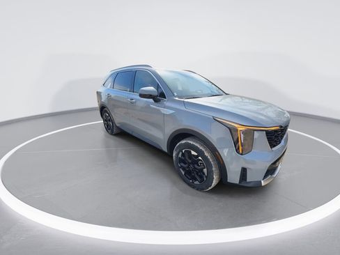 New 2026 Kia Sorento S image 2