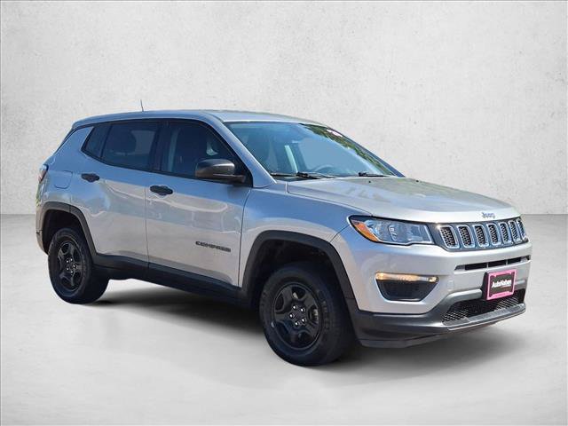 Used 2020 Jeep Compass Sport AWD/4WD image 3