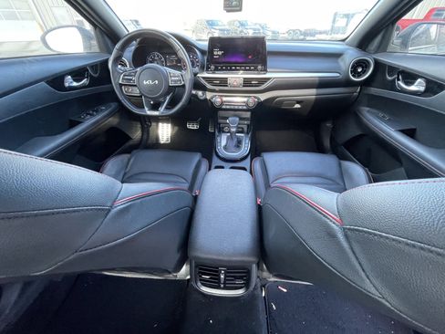 Used 2023 Kia Forte GT w/ GT2 Package image 9