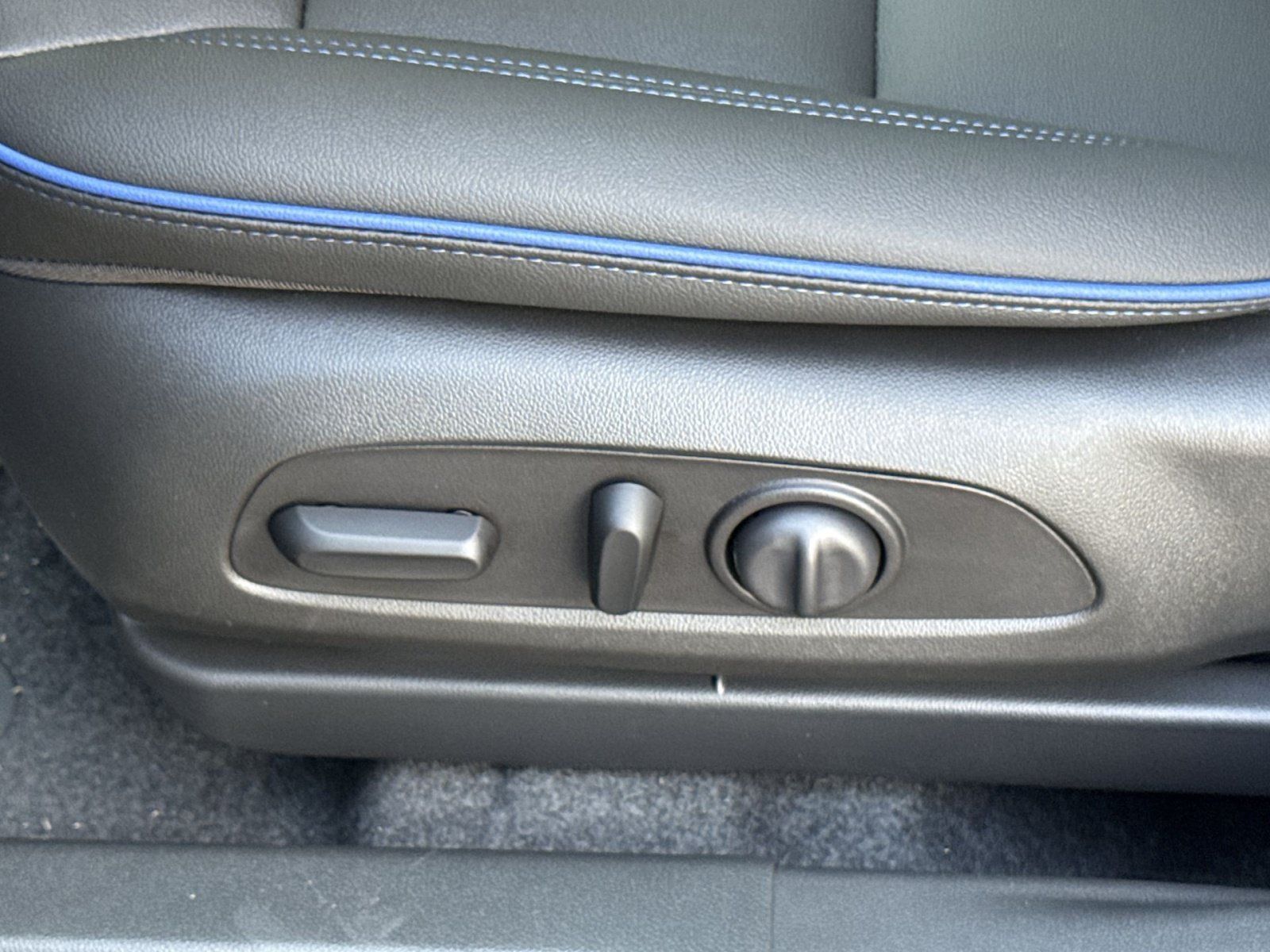New 2026 Buick Envista Sport Touring w/ Convenience I Package FWD image 14