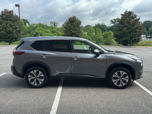 Used 2021 Nissan Rogue SV AWD/4WD image 6