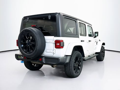 Used 2023 Jeep Wrangler Sahara w/ Cold Weather Group image 9