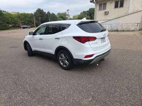 Used 2017 Hyundai Santa Fe Sport AWD/4WD image 7