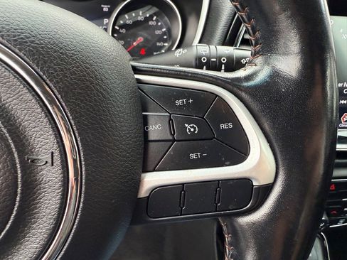 Used 2020 Jeep Compass Limited image 26