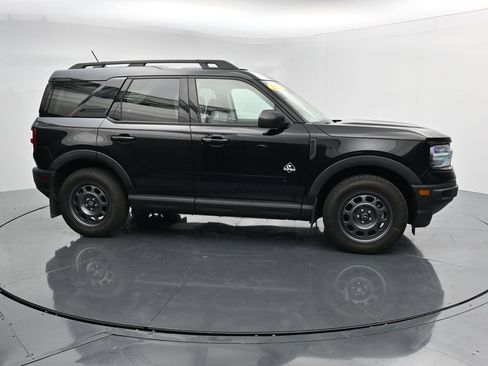 Used 2024 Ford Bronco Sport Outer Banks AWD/4WD image 9