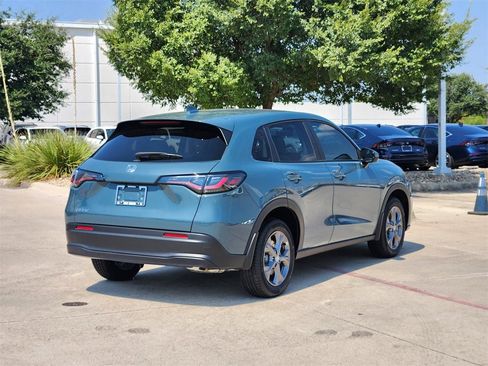 New 2026 Honda HR-V LX image 3