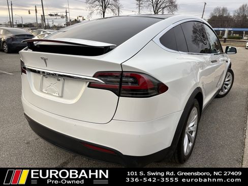 Used 2021 Tesla Model X Long Range image 5