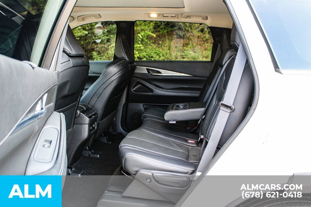Used 2023 INFINITI QX60 Luxe w/ Cargo Package AWD/4WD image 17