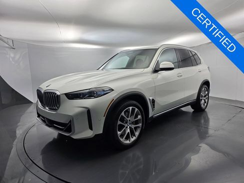 Certified 2024 BMW X5 sDrive40i w/ Premium Package RWD image 8