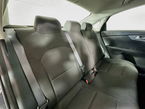 Used 2020 Kia Forte LXS FWD image 24