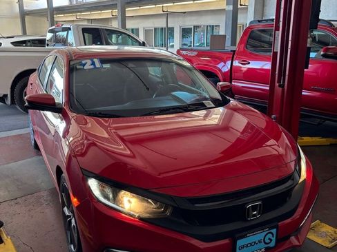 Used 2021 Honda Civic EX image 8