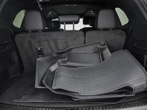 Used 2024 GMC Acadia Denali w/ Super Cruise Package image 13