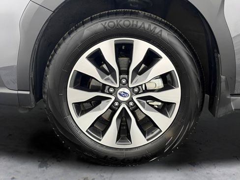 Used 2025 Subaru Outback Limited AWD/4WD image 19