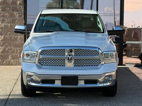 Used 2017 RAM 1500 Laramie AWD/4WD image 19