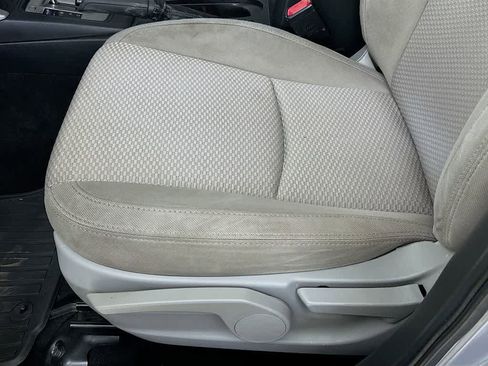 Used 2016 Subaru Forester 2.5i w/ Popular Package #2 AWD/4WD image 27