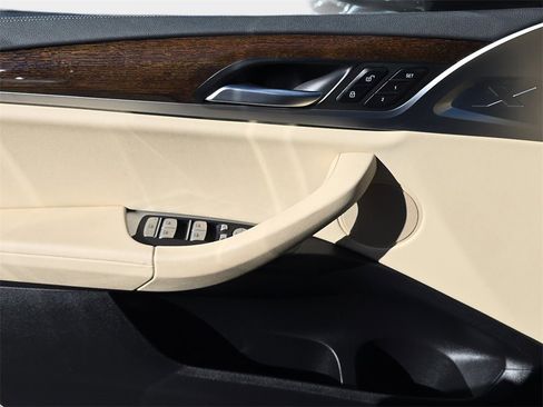 Used 2021 BMW X3 M40i w/ Parking Assistance Package image 22