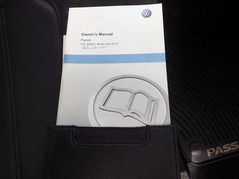 Used 2013 Volkswagen Passat 2.5 SE FWD image 22