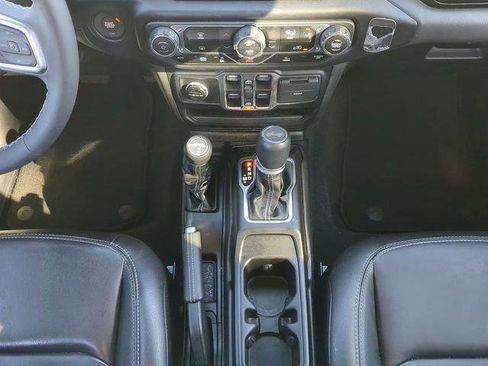 Certified 2023 Jeep Wrangler Sahara image 21