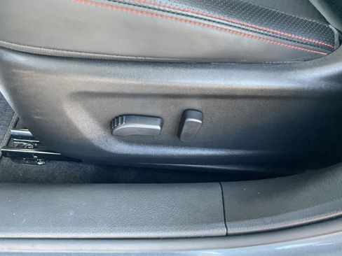 Used 2024 Nissan Altima 2.5 SR FWD image 9