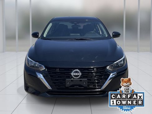 Used 2024 Nissan Sentra SV FWD image 9