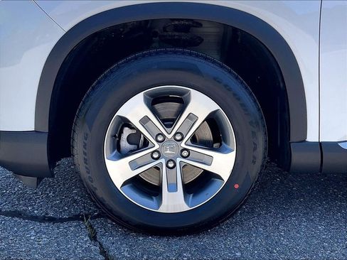 Certified 2025 Honda Pilot EX-L image 7