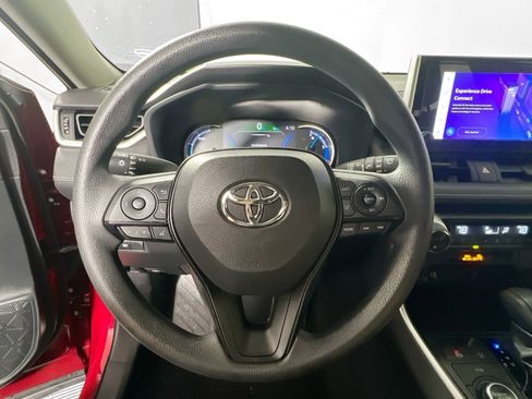 Used 2024 Toyota RAV4 XLE image 17