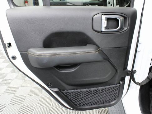 Used 2023 Jeep Wrangler Unlimited Sahara image 55