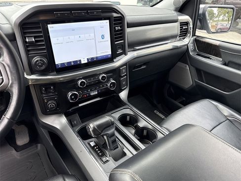 Used 2021 Ford F150 Lariat w/ Equipment Group 502A High image 27