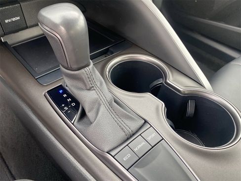 Certified 2023 Toyota Camry SE image 12