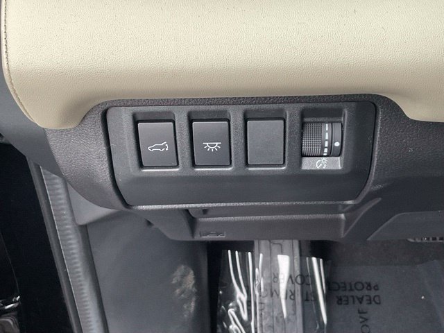 Certified 2026 Subaru Ascent Limited AWD/4WD image 32