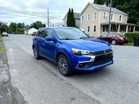 Used 2016 Mitsubishi Outlander Sport ES image 3