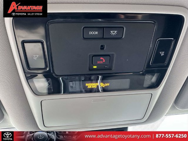 Certified 2025 Toyota Grand Highlander AWD image 39