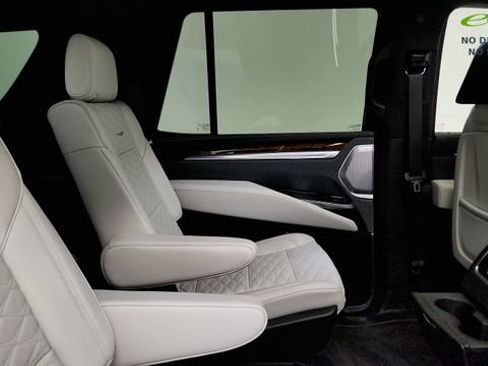 Used 2026 Cadillac Escalade Platinum Sport w/ LPO, ONYX Package AWD/4WD image 40