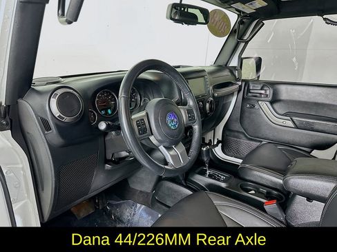 Used 2018 Jeep Wrangler Unlimited Sport image 14