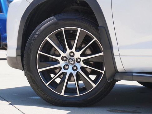 Used 2019 Toyota Highlander Limited AWD/4WD image 15