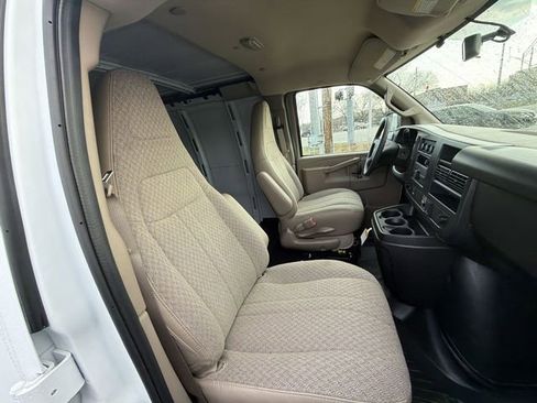 New 2026 GMC Savana 2500 w/ Driver Convenience Package image 20