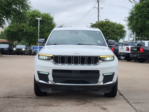 Used 2023 Jeep Grand Cherokee L Limited RWD image 2