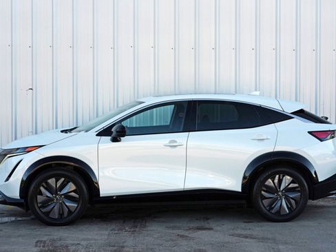 Used 2025 Nissan Ariya FWD image 49