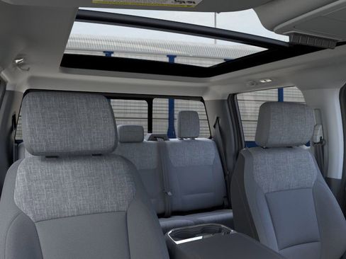 New 2025 Ford F350 XLT w/ Black Appearance Package image 22