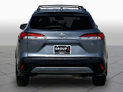 Used 2023 Toyota Corolla Cross LE FWD image 4