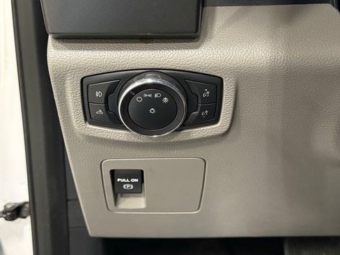 Certified 2018 Ford F150 XLT RWD image 17