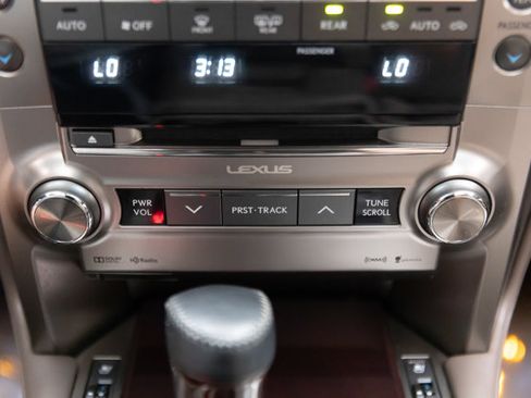 Used 2019 Lexus GX 460 Premium AWD/4WD image 93