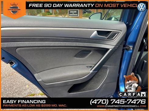 Used 2019 Volkswagen Golf S image 15