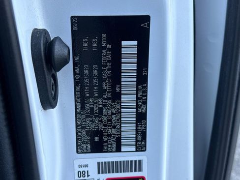 Used 2022 Toyota Sienna Platinum w/ Outdoor Package (TMS) image 29