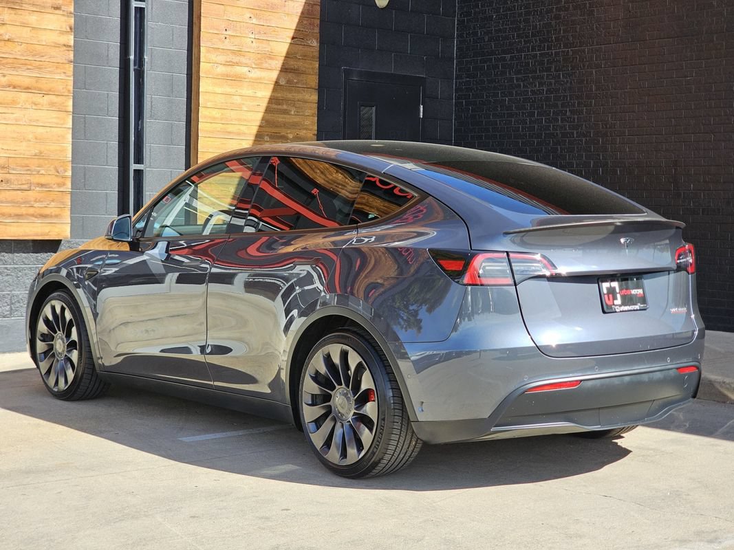 Used 2022 Tesla Model Y Performance AWD/4WD image 14