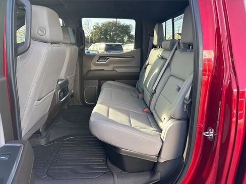 Used 2024 GMC Sierra 1500 SLT image 17