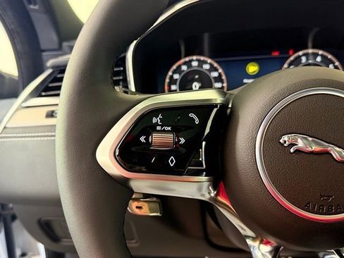 Certified 2024 Jaguar XF R-Dynamic SE image 19