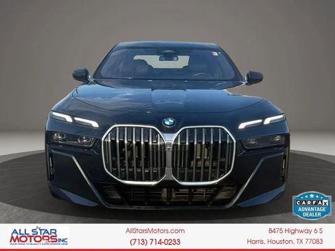 Used 2024 BMW 740i xDrive AWD/4WD image 2