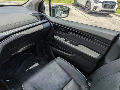 Used 2023 Honda Odyssey Elite image 20