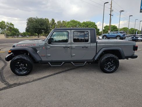 Used 2022 Jeep Gladiator Mojave w/ LED Lighting Group AWD/4WD image 2